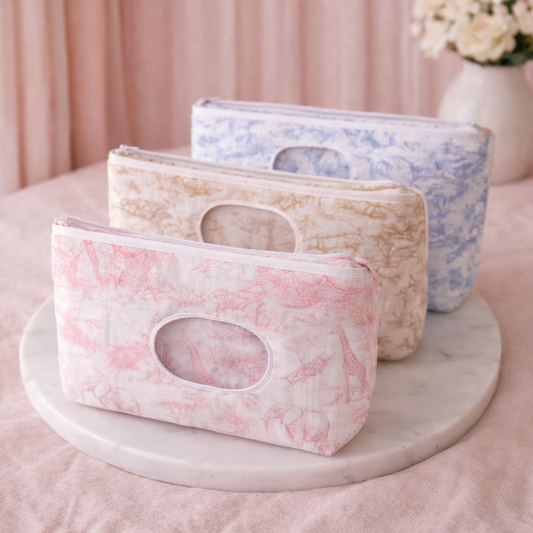 Trousse toilette bébé Toile de Jouy – Compartiment lingettes
